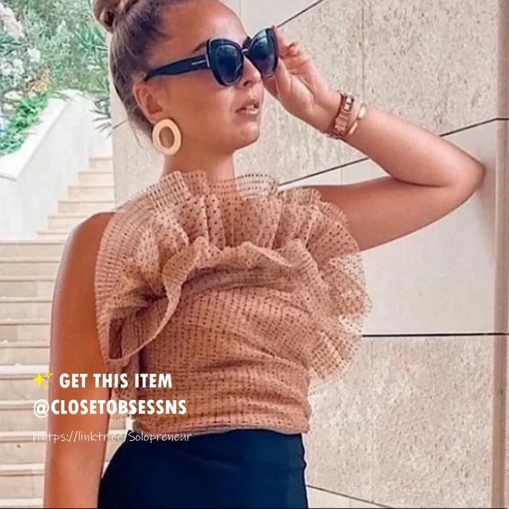 LAST ONE!!! BLOGGER FAVE!!! ZARA Ruffled Crop Top* - Picture 7 of 16